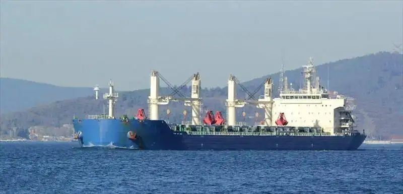 可拆卸式<a href=http://www.livedisplayer.com/e/tags/?tagname=%E4%BF%9D%E6%B8%A9%E5%A5%97 target=_blank class=infotextkey>保溫套</a>
